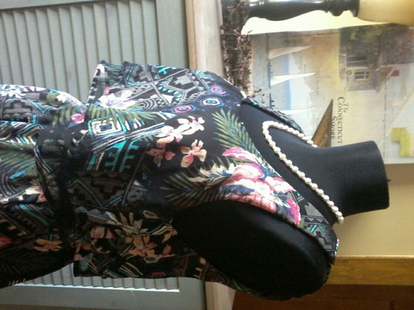 American rag dress - Picture 3 of 4